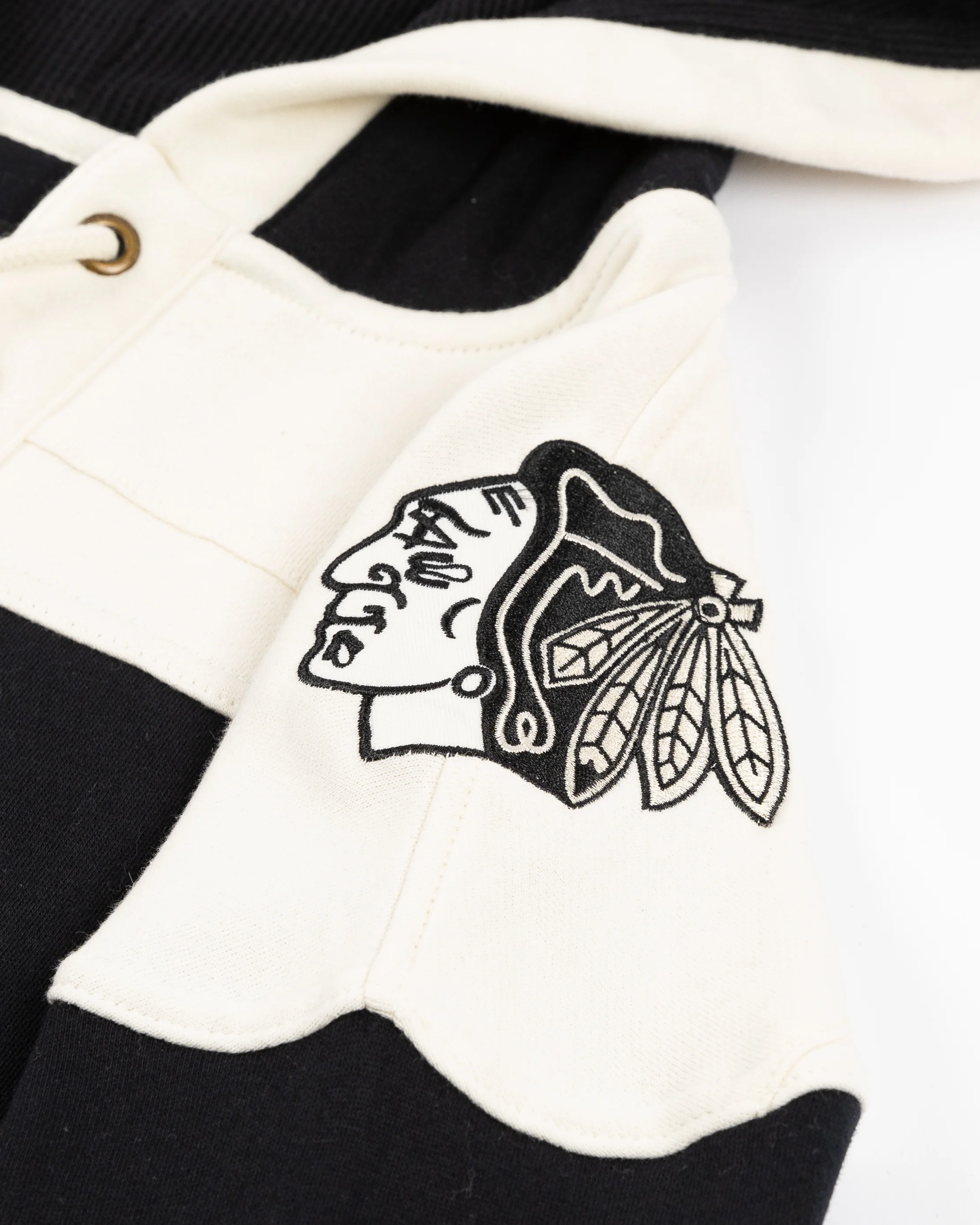 '47 Chicago Blackhawks Secondary Fleece Lace Jersey Style Hood - Image 3