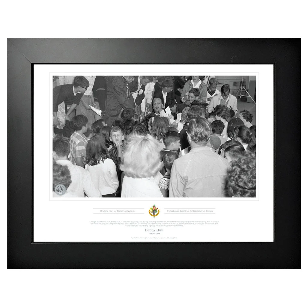 Chicago Blackhawks Framed Print 1983 Bobby Hull Swarm Black & White Classic