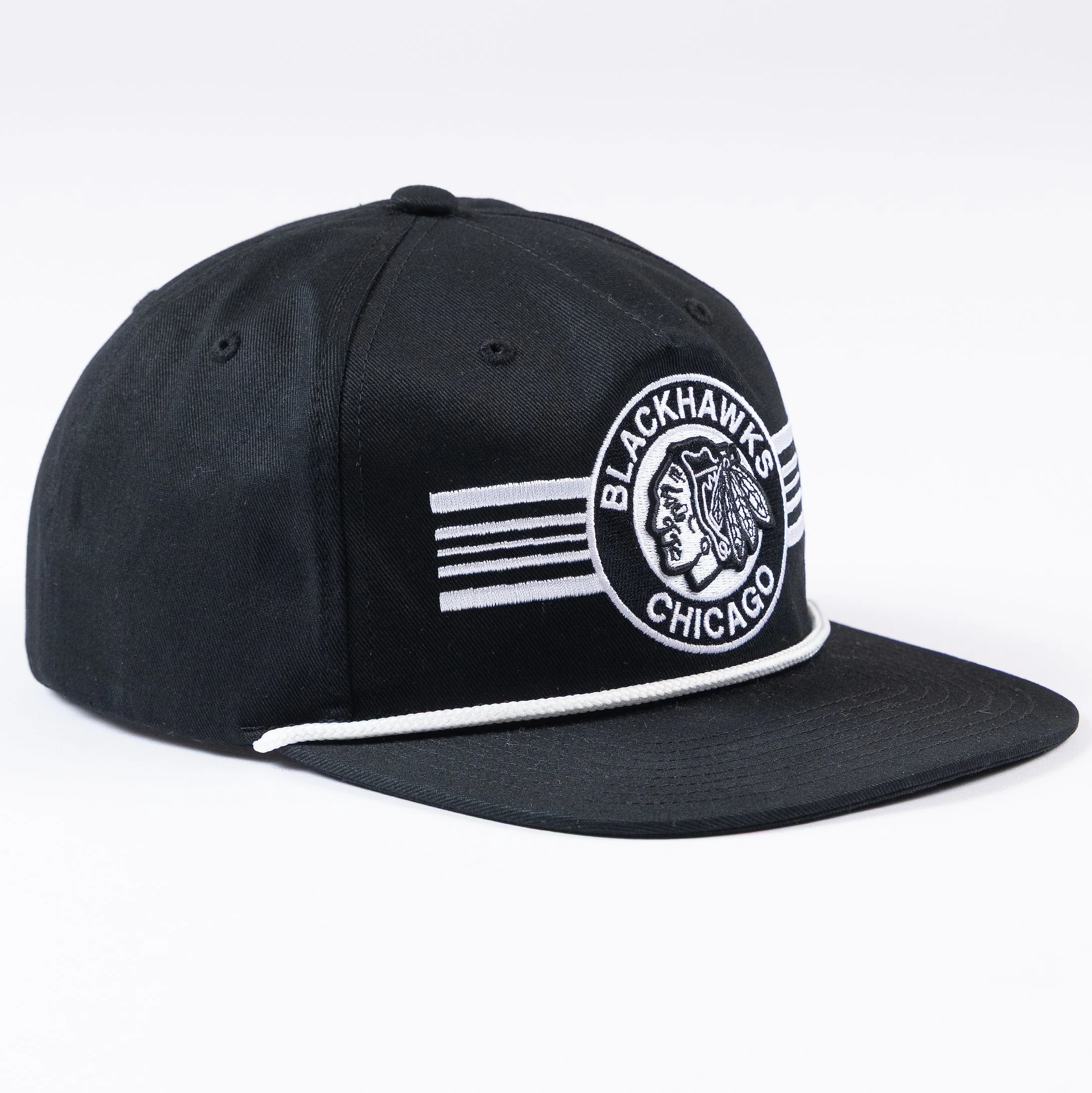 Mitchell & Ness Chicago Blackhawks Black & White Stripe Rope Snapback - Image 4