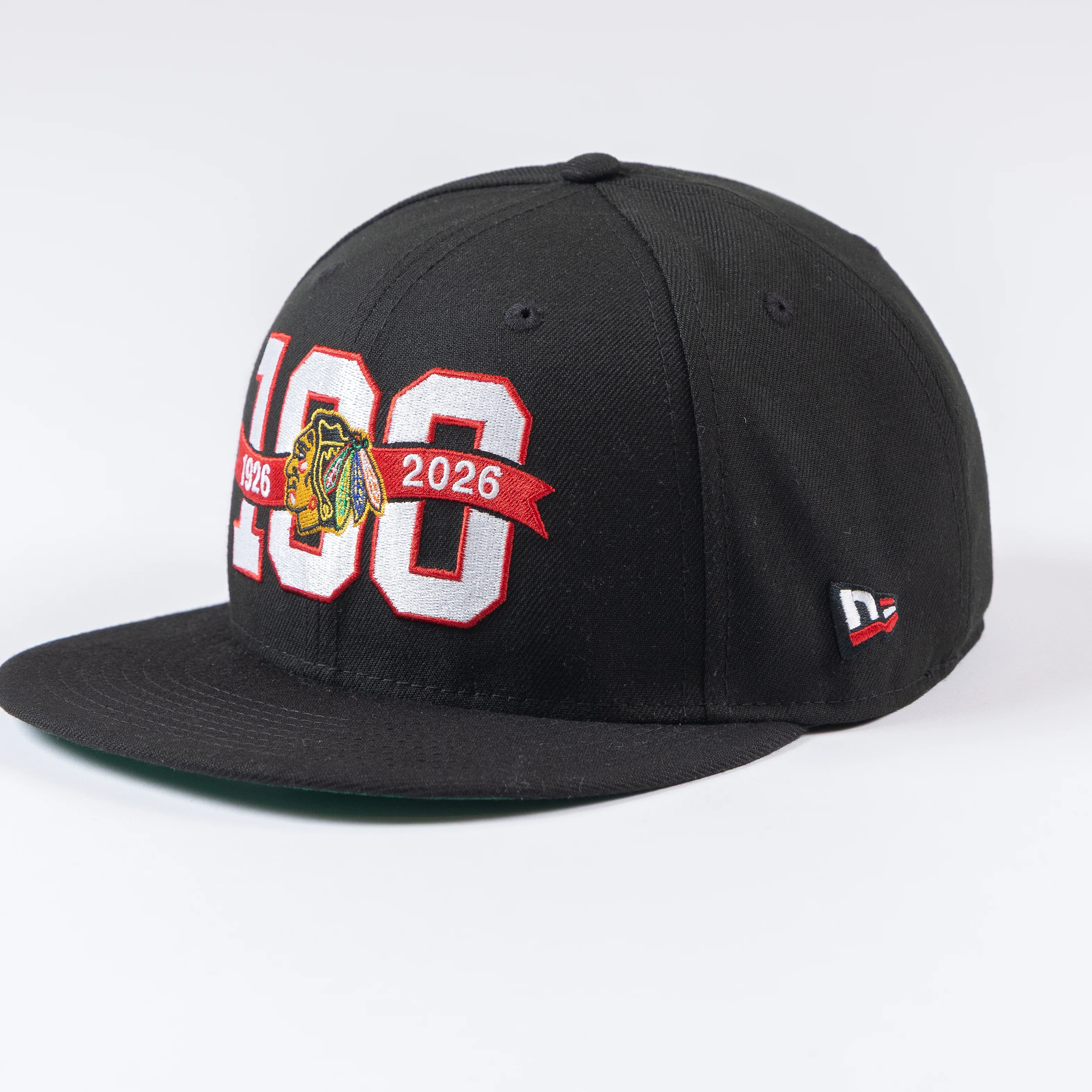 New Era Chicago Blackhawks 59Fifty Centennial Patches Fitted Hat - Image 4