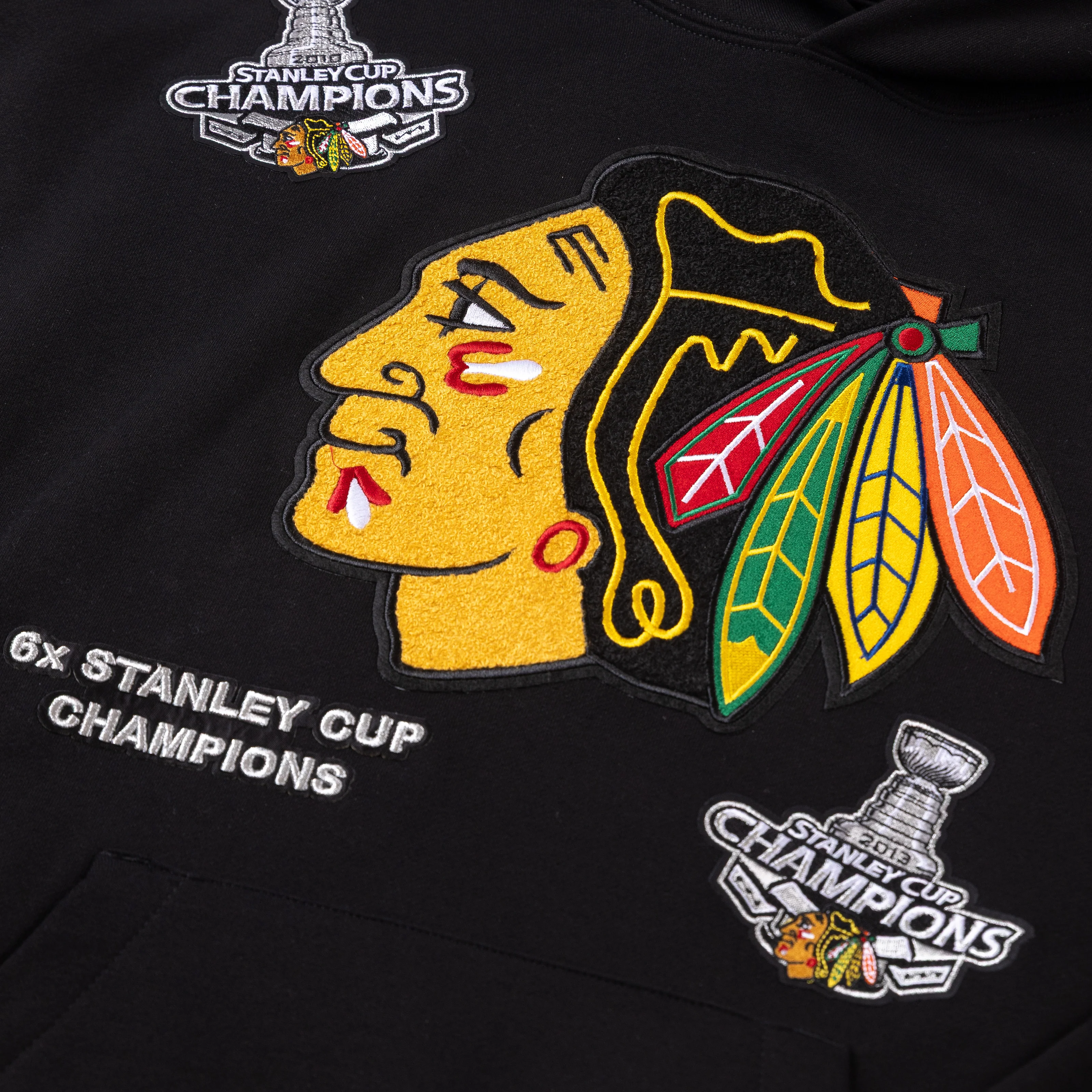 Pro Standard Chicago Blackhawks 6X Stanley Cup Champs Drop Shoulder Hoodie - Image 5